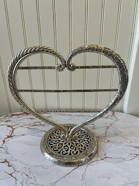 BRIGHTON HEART EARRING HOLDER (RETIRED) | SILVER TONE | EUC